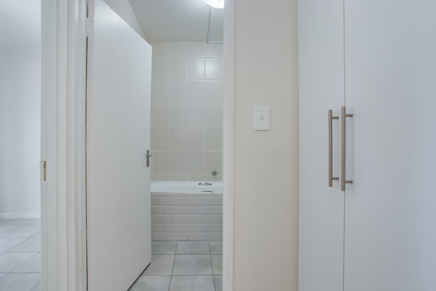 To Let 2 Bedroom Property for Rent in Paarl Central Western Cape